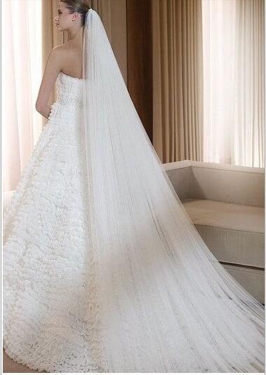 Waltz Cut Edge White Long Bridal Veils One Layer Wedding Veilsx with Comb Vintage Bridal Wedding