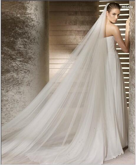 Waltz Cut Edge White Long Bridal Veils One Layer Wedding Veilsx with Comb Vintage Bridal Wedding