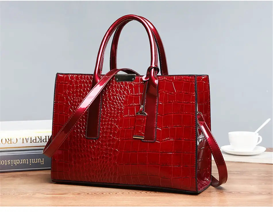 Ladies Handbags 2024 Summer Style Luxury Handbags Women Bags Designer Patent Leather Large Capacity Women Shoulder